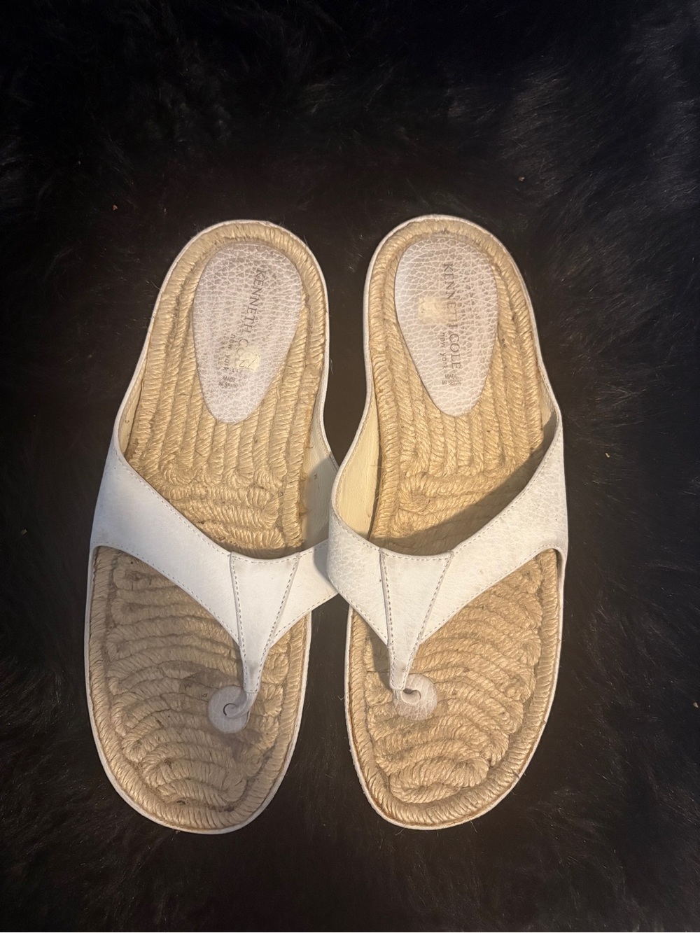 Kenneth Cole White Braided Footbed Thong Sandals